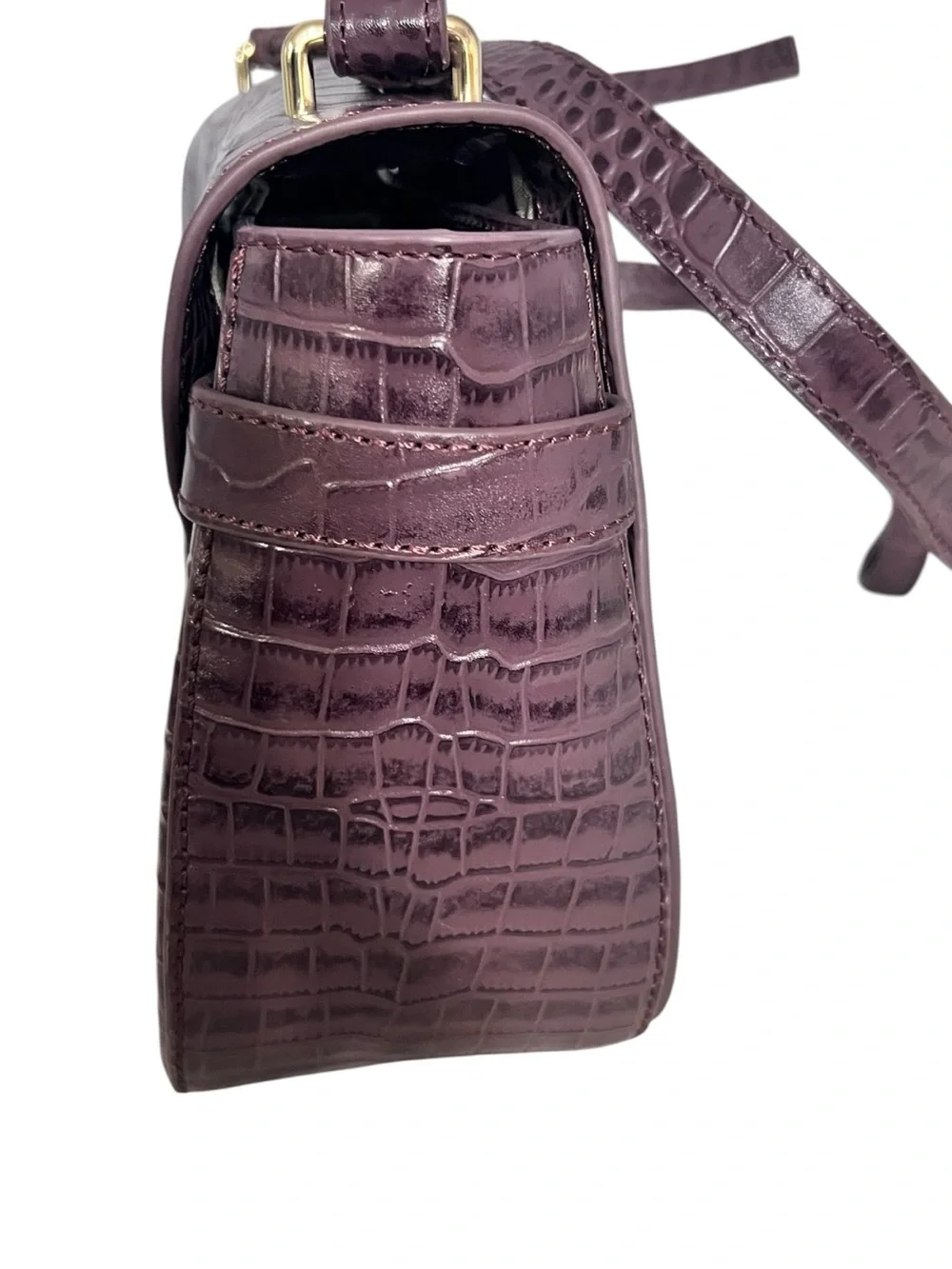 Croc-Embossed Crossbody Saddle Bag in Plum